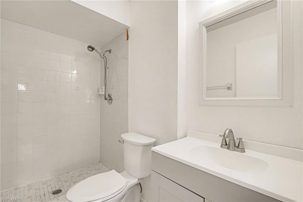 423 Cape Coral Pkwy W 203 (207) Property Photo 21