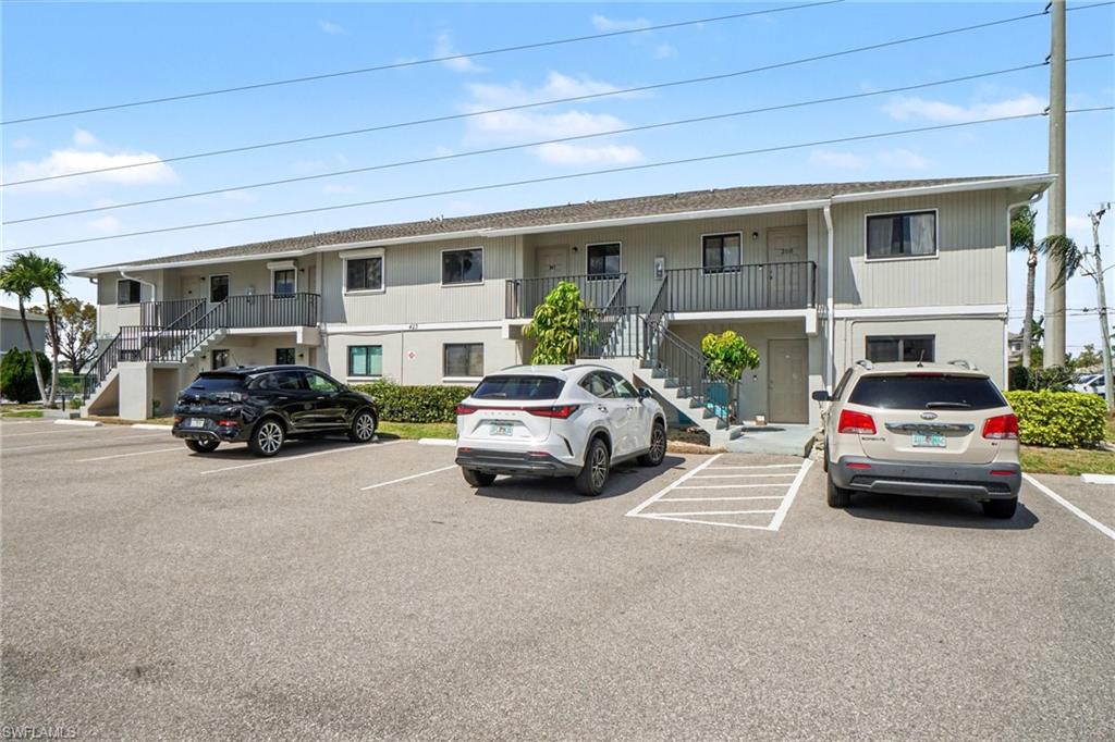 423 Cape Coral Pkwy W 203 (207) Property Photo 24