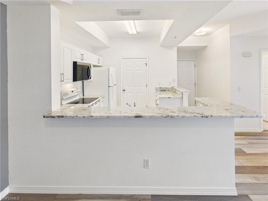 9015 Colby Dr 2012 Property Photo 10