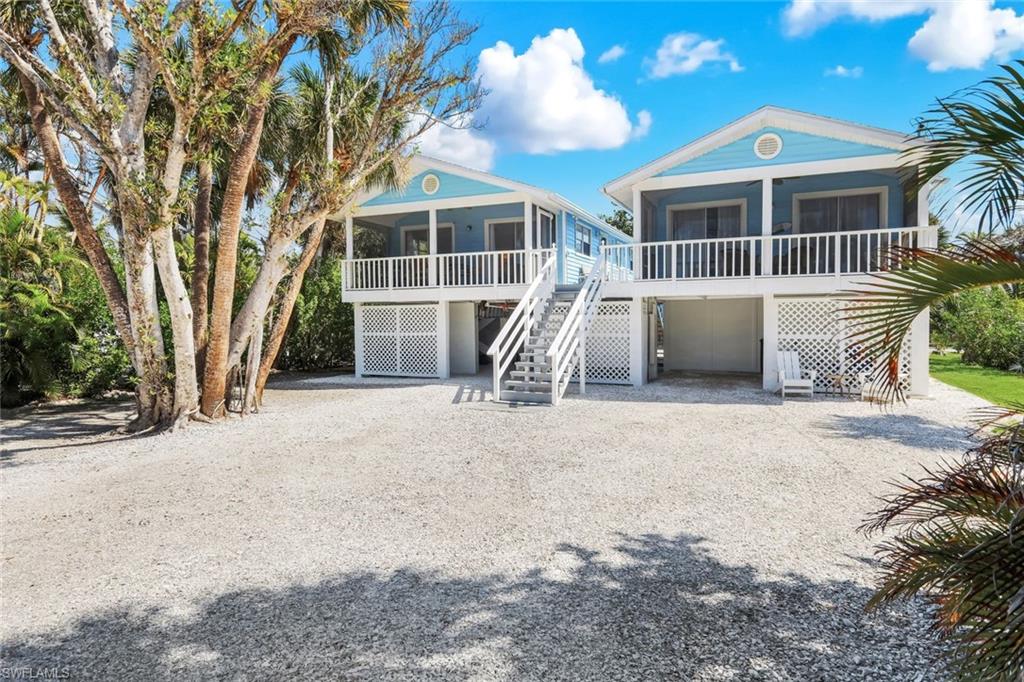 746 Cardium St Property Photo 2