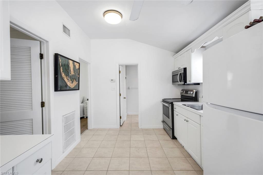 746 Cardium St Property Photo 10