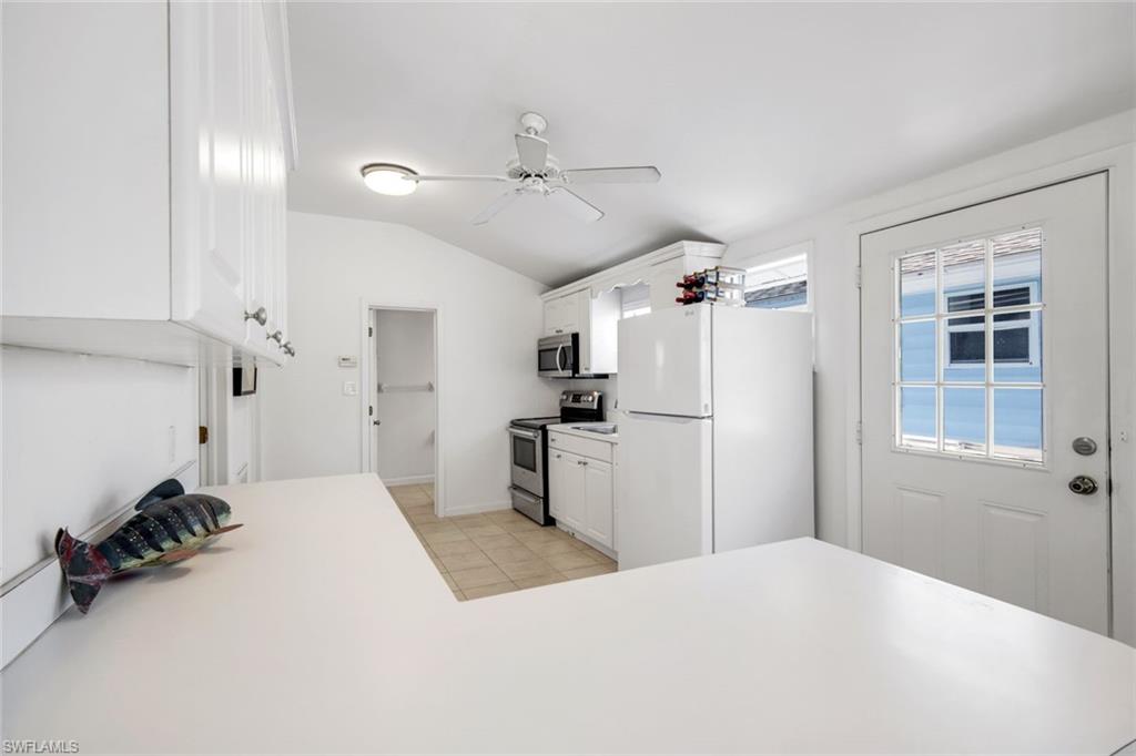 746 Cardium St Property Photo 13