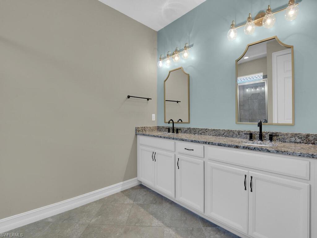 4211 Dutchess Park Rd Property Photo 16