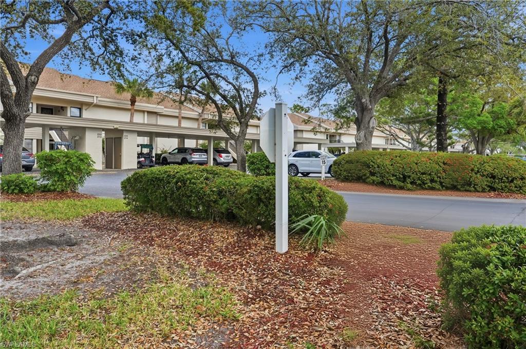 5585 Trailwinds Dr 314 Property Photo 16