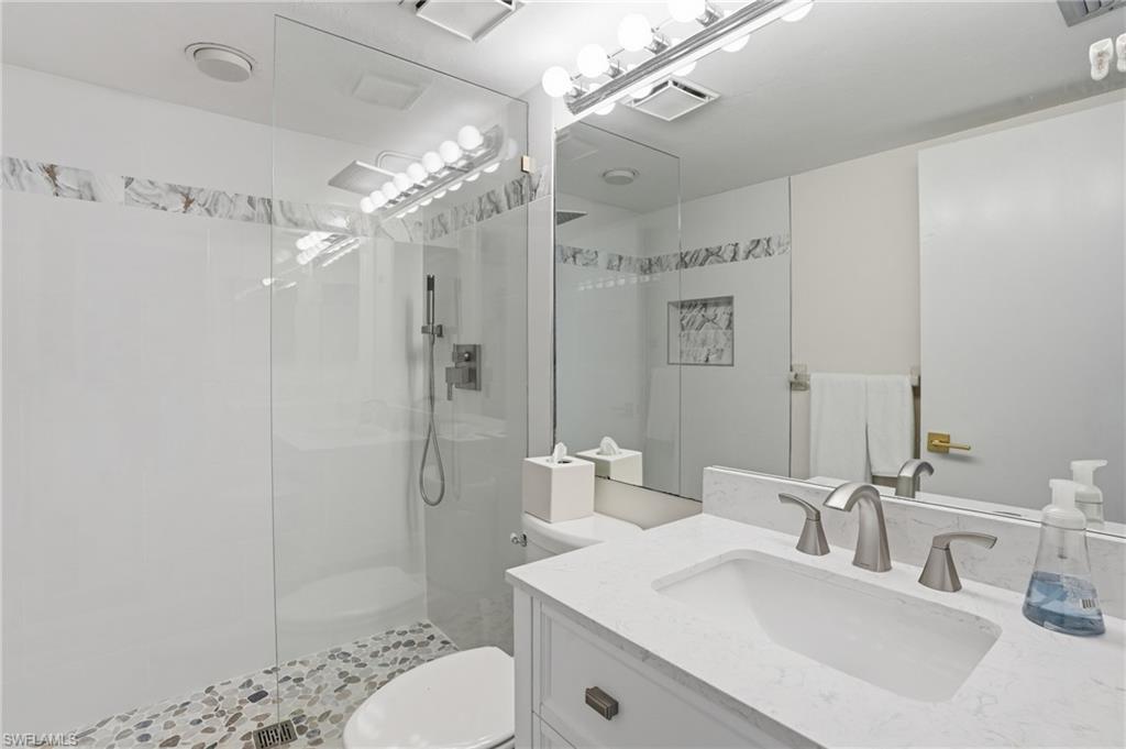 5585 Trailwinds Dr 314 Property Photo 26