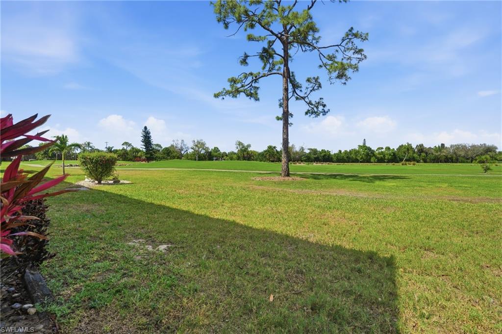 5585 Trailwinds Dr 314 Property Photo 37