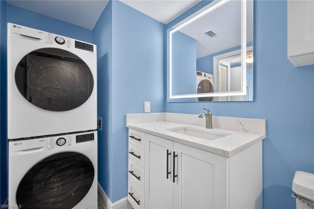 7400 Estero Blvd 404 Property Photo 16