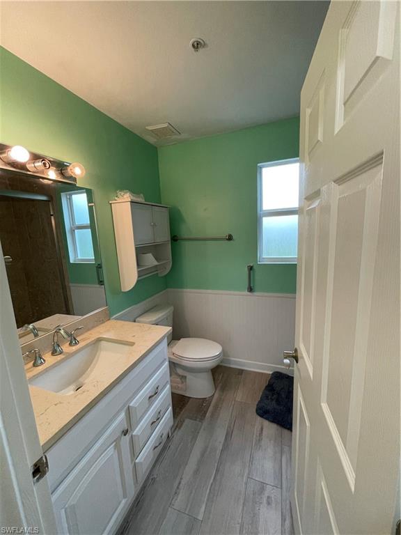 235 Miramar St Property Photo 12