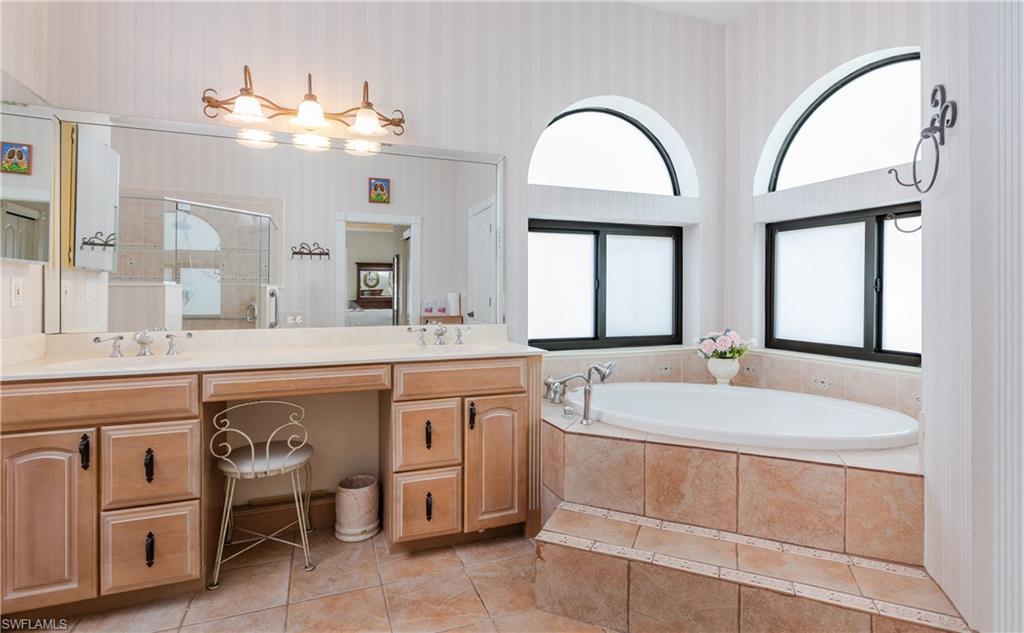 2374 Coral Point Dr Property Photo 24