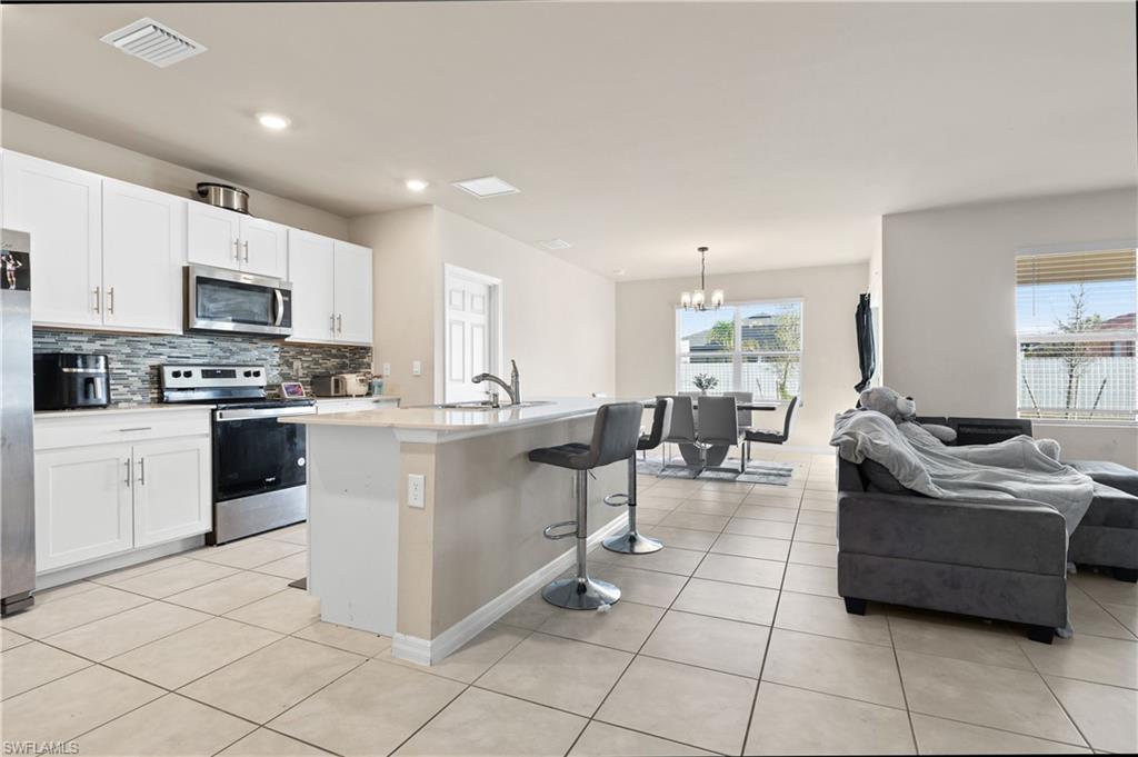 429 Tropicana Pkwy W Property Photo 4