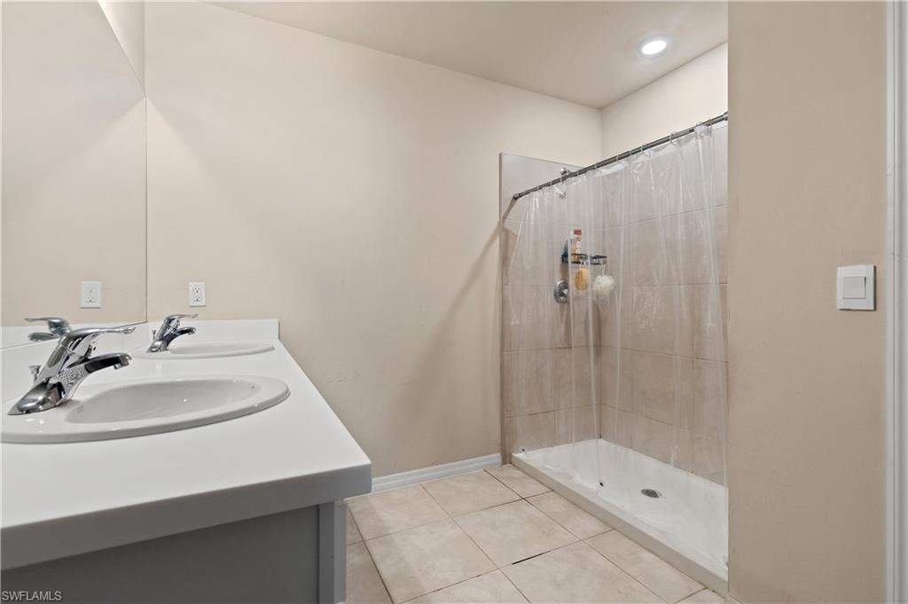 429 Tropicana Pkwy W Property Photo 8