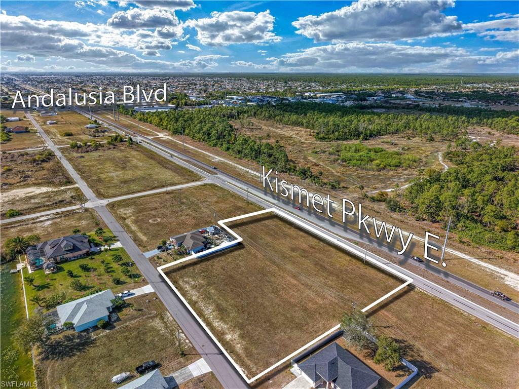 1216 Kismet Pkwy E Property Photo 2