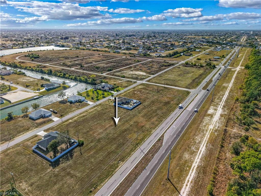 1216 Kismet Pkwy E Property Photo 3