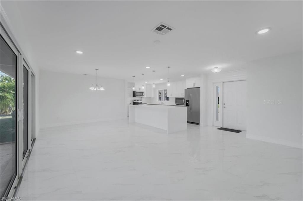 105 Se 45th Ter Property Photo 8