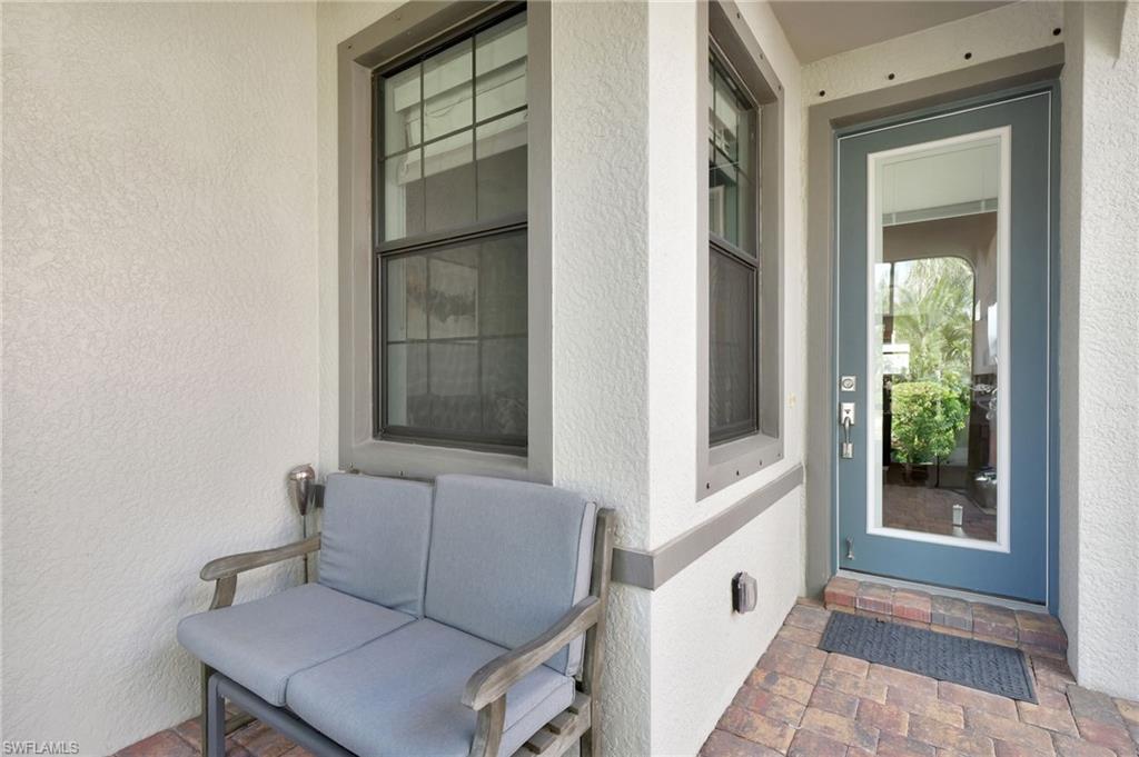 10908 Clarendon St Property Photo 2