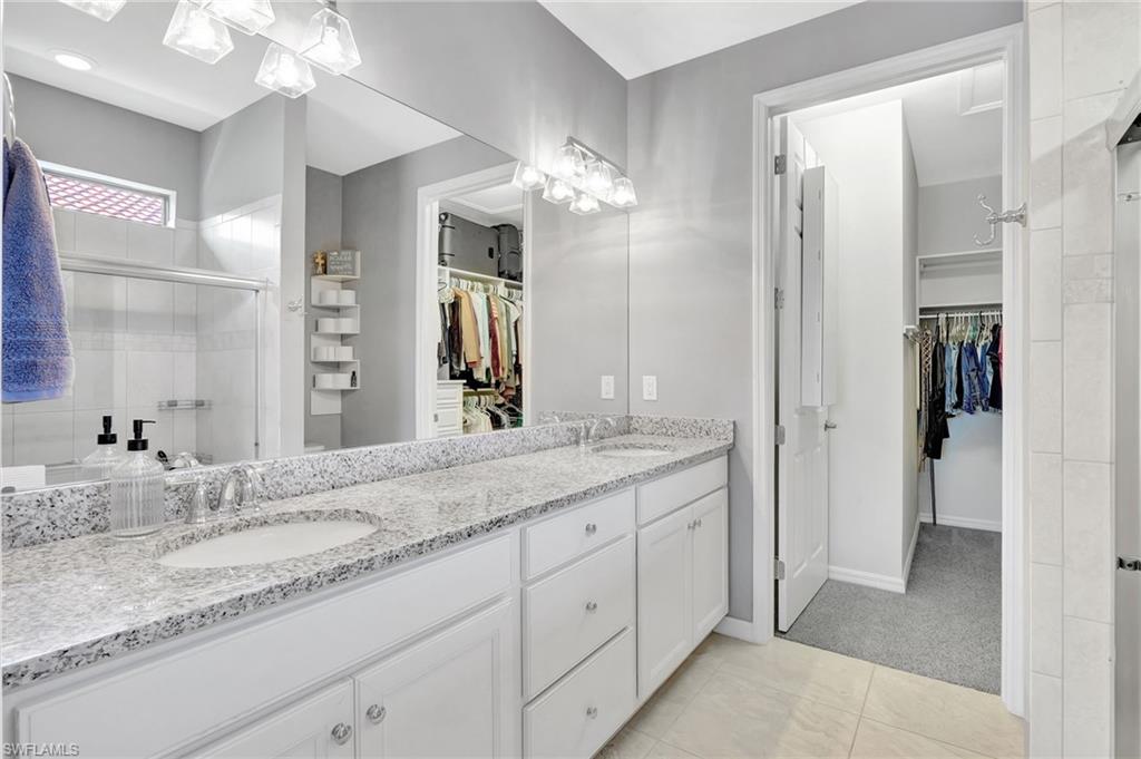 10908 Clarendon St Property Photo 20