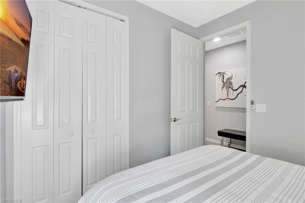 10908 Clarendon St Property Photo 23