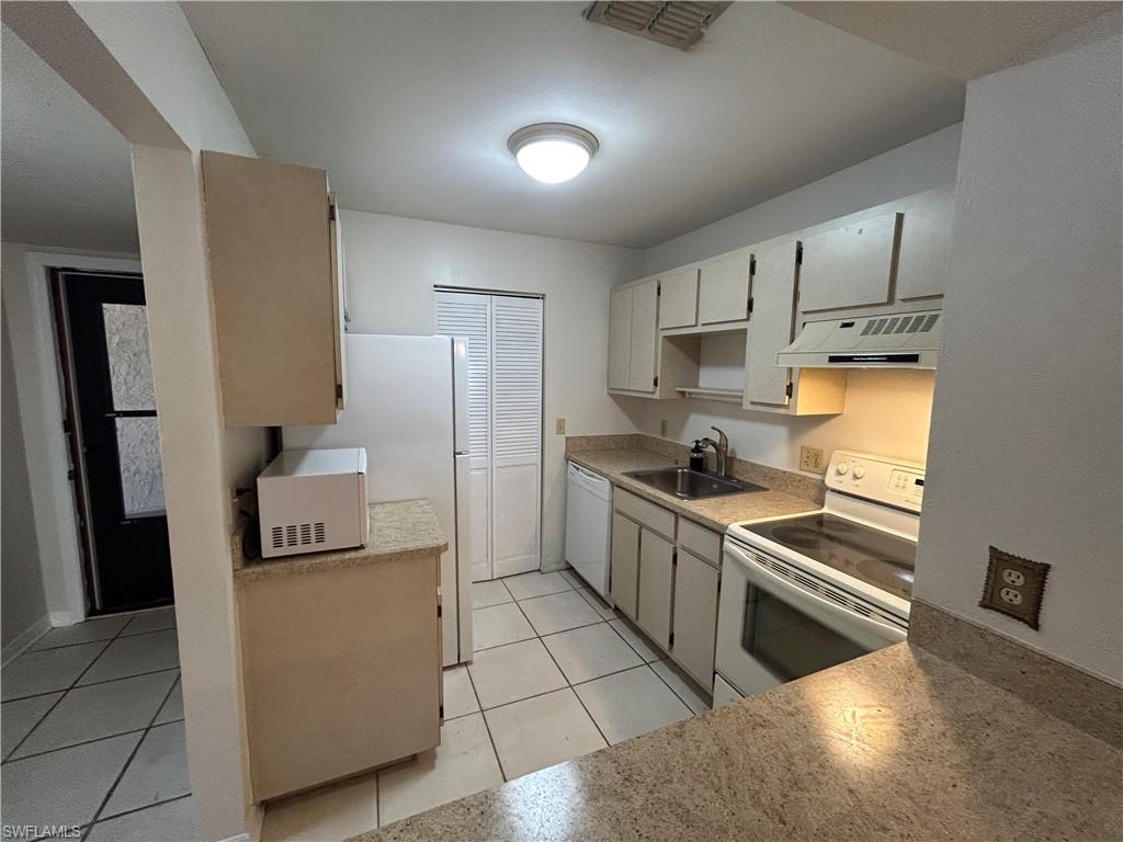 6494 Royal Woods Dr 2 Property Photo 6