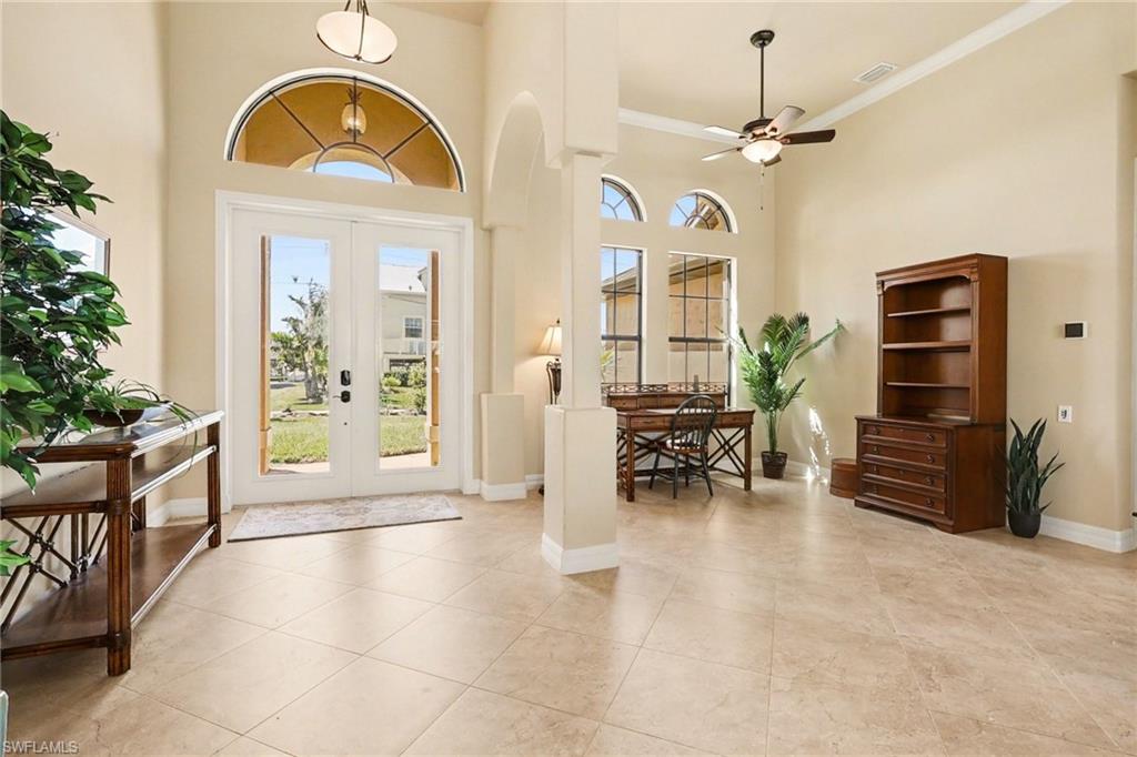 3656 Emerald Ave Property Photo 3
