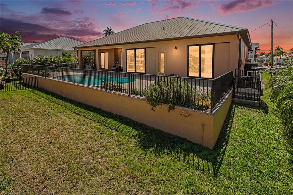 3656 Emerald Ave Property Photo 35