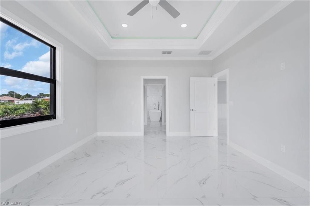 344 Parkman Ave Property Photo 12