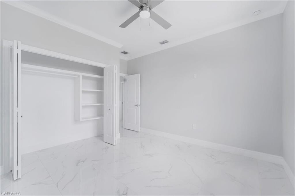 344 Parkman Ave Property Photo 25