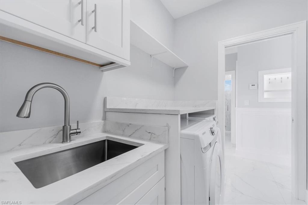 344 Parkman Ave Property Photo 32