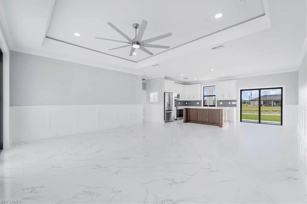 344 Parkman Ave Property Photo 49