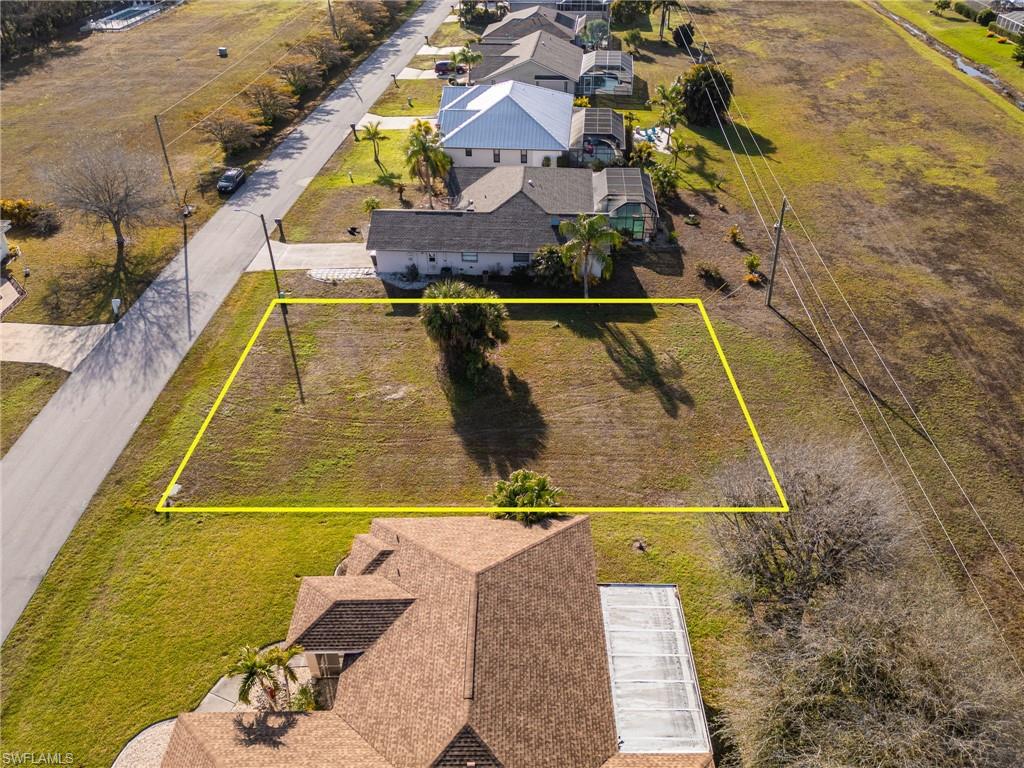 7179 N Plum Tree Property Photo 2