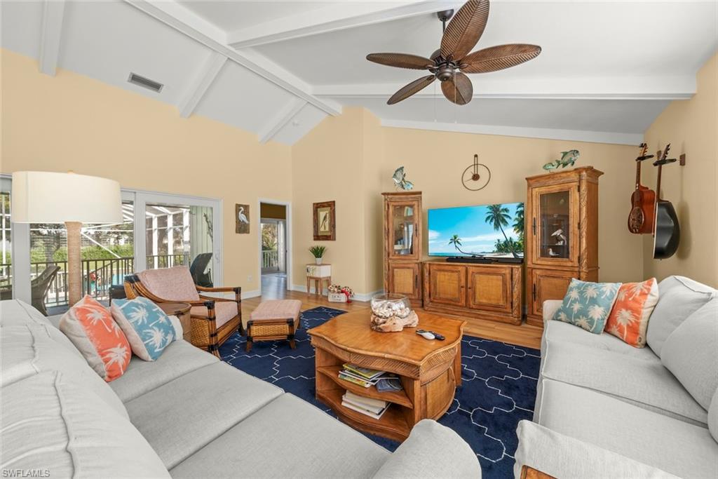 1238 Par View Dr Property Photo 11