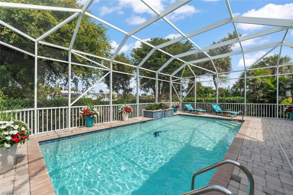 1238 Par View Dr Property Photo 16