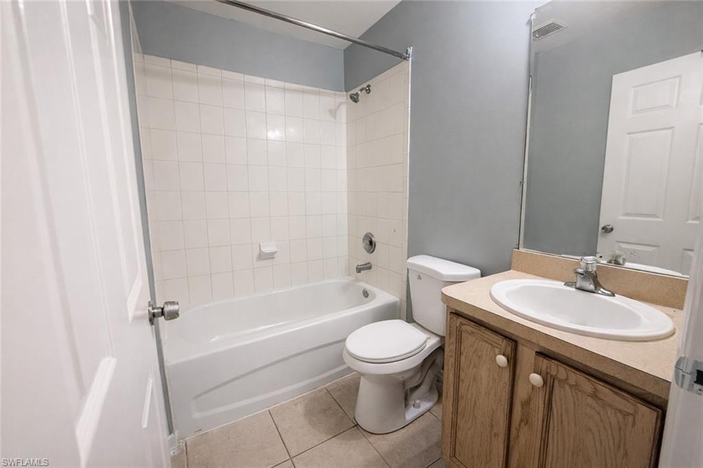 609/611 Hawthorne Ave S Property Photo 4