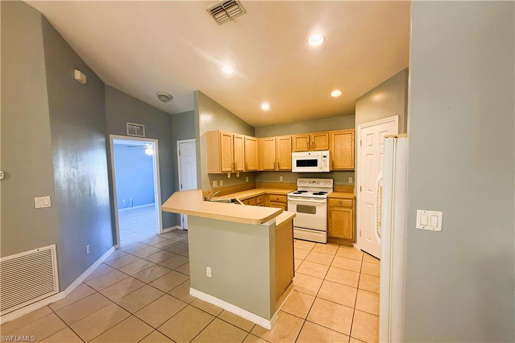 609/611 Hawthorne Ave S Property Photo 11