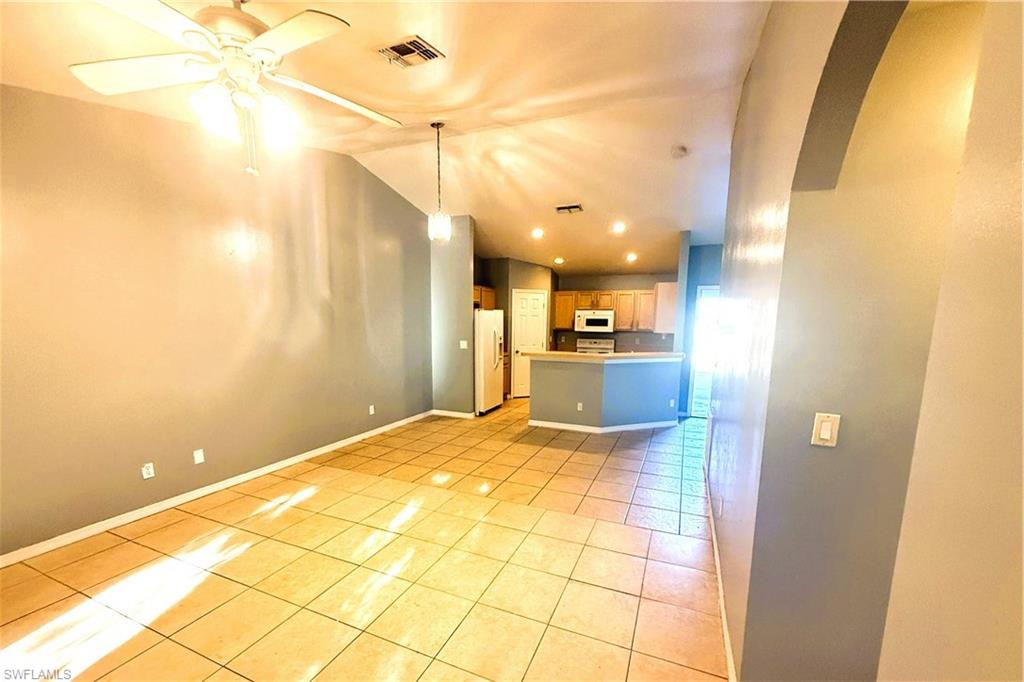 609/611 Hawthorne Ave S Property Photo 13