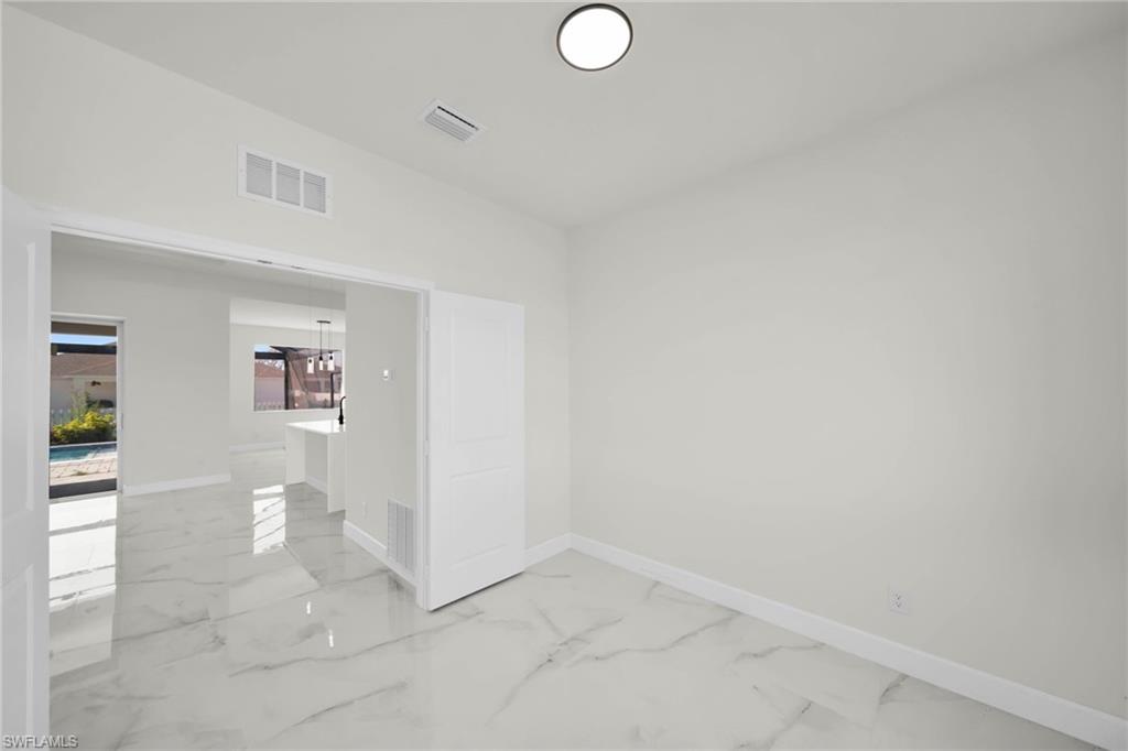 2700 Nw 6th St Property Photo 18