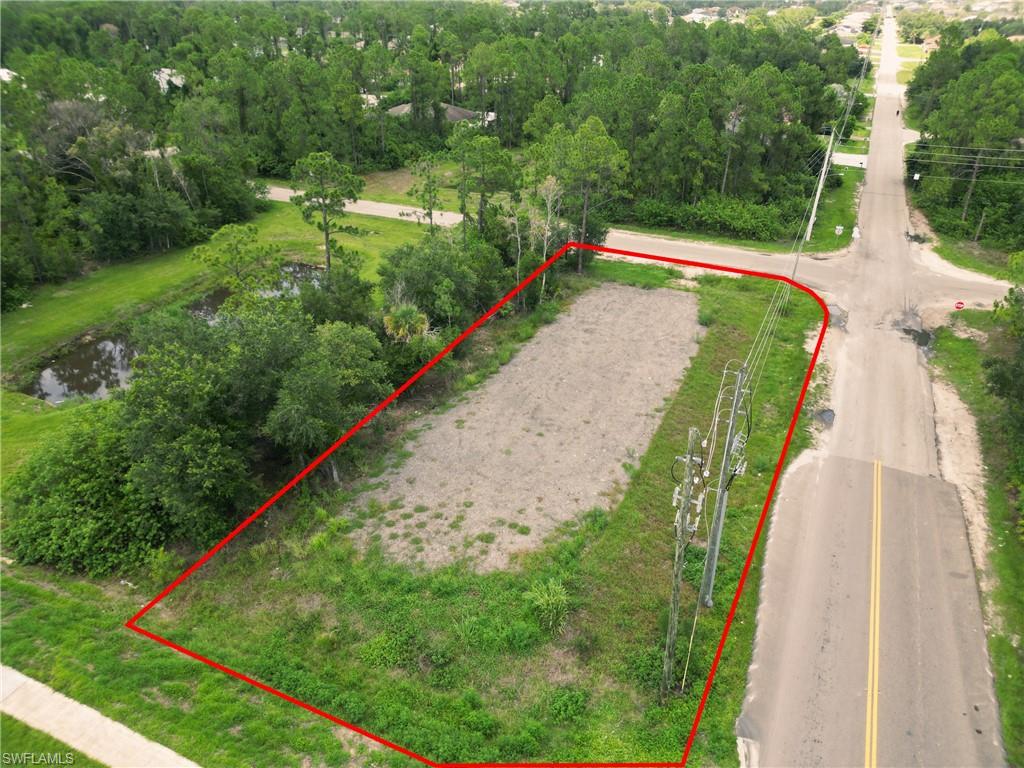 910 Meadow Rd Property Photo 9