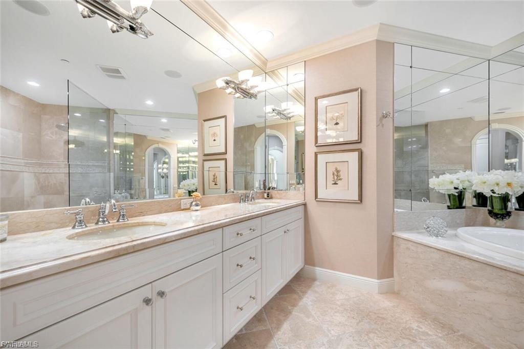 2542 Marquesa Royale Ln 6 Property Photo 12
