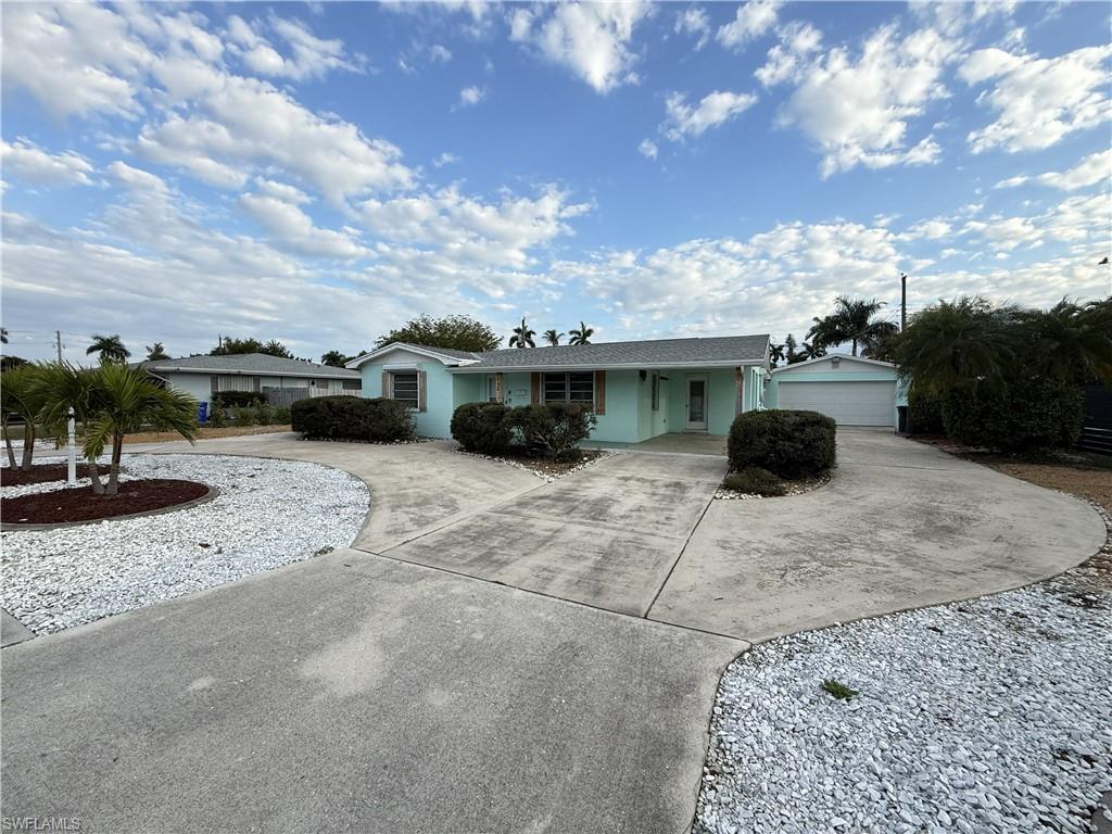 1534 Ricardo Ave Property Photo 2