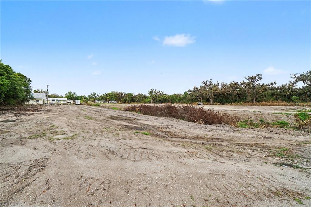 1097 Marshall Field Rd Property Photo 8