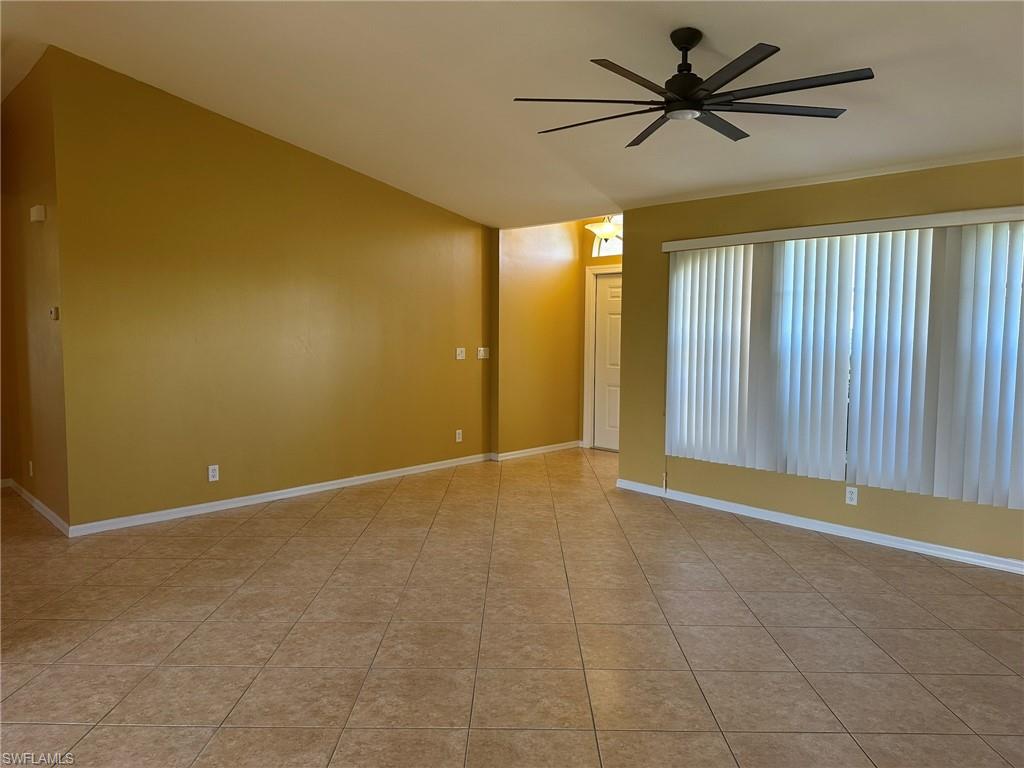1915 Sw 13th St Property Photo 6