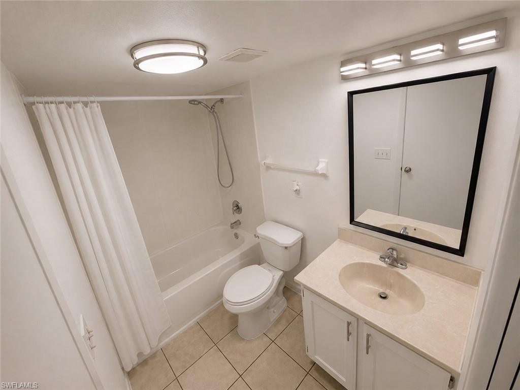 7374 7376 Albany Rd Property Photo 14