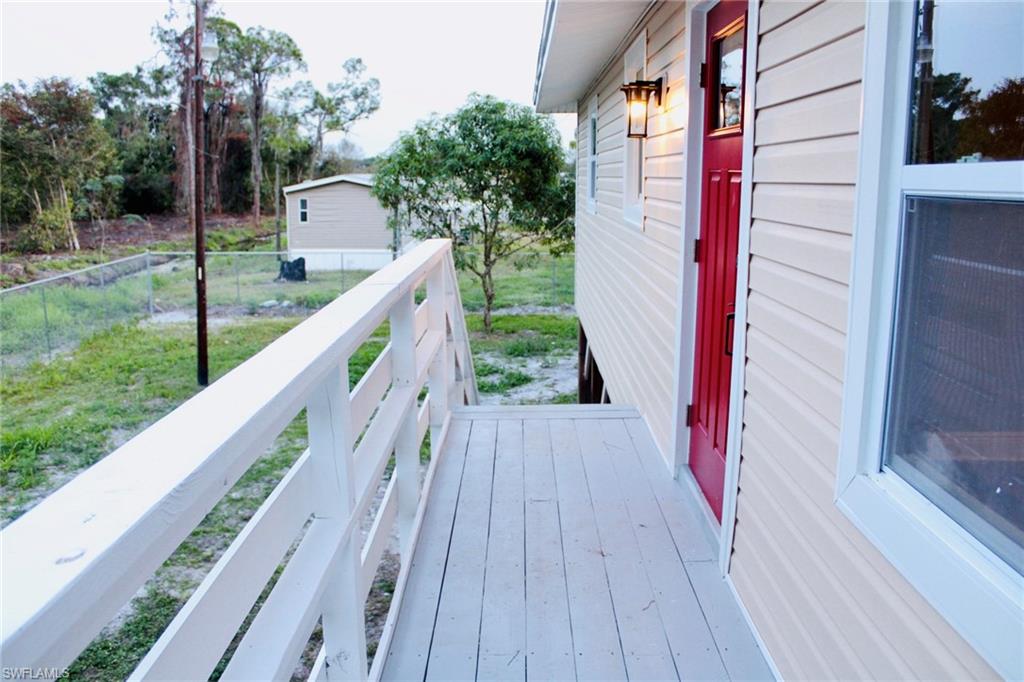 1422 Tangerine St Property Photo 4