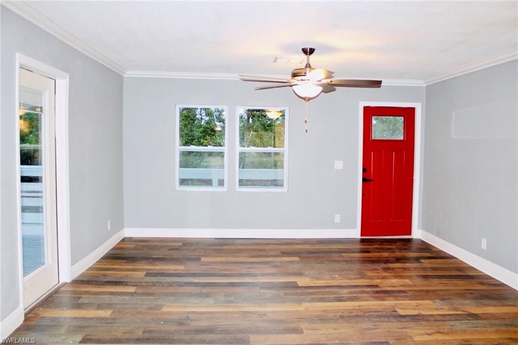 1422 Tangerine St Property Photo 5