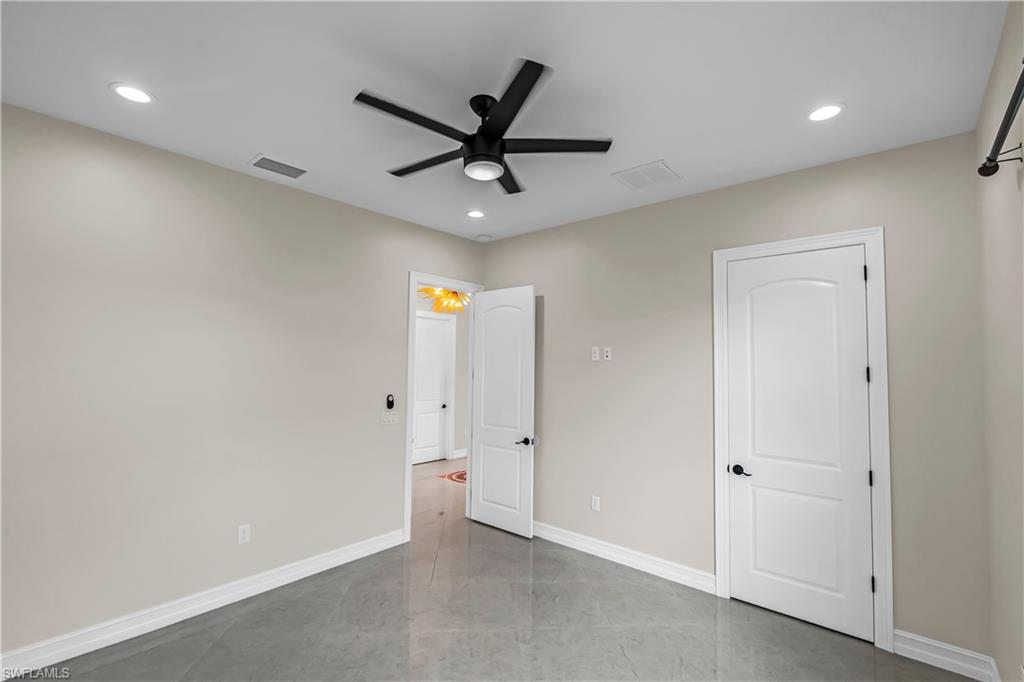 1105 James Ave Property Photo 31