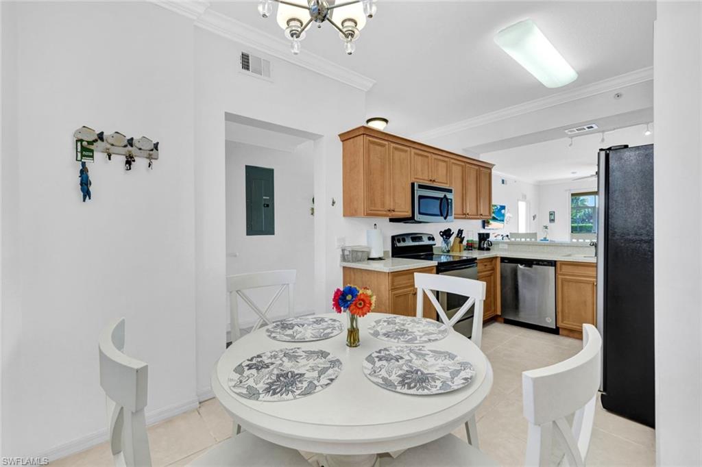 8270 Pathfinder Loop 815 Property Photo 4