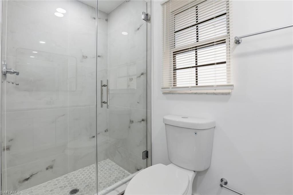 3420 Se 4th Pl Property Photo 18