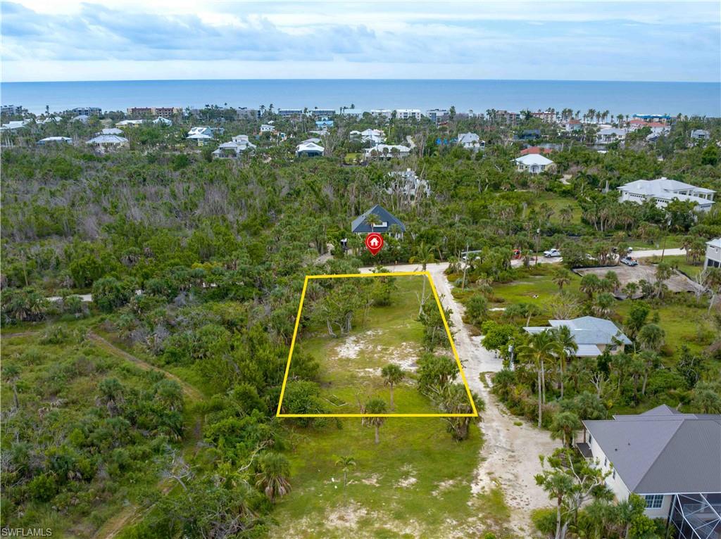 393 & 401 Raintree Pl Property Photo 4