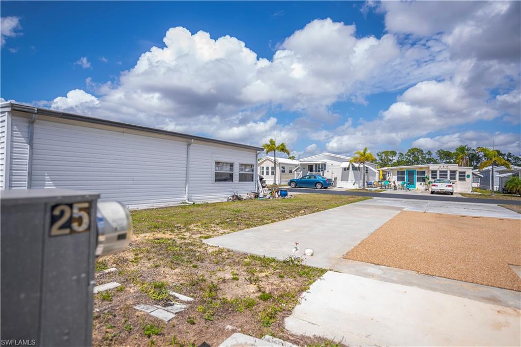 25 La Fonda Ln Property Photo 6