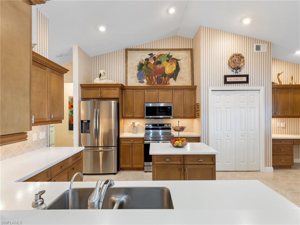 15567 Caloosa Creek Cir Property Photo 13