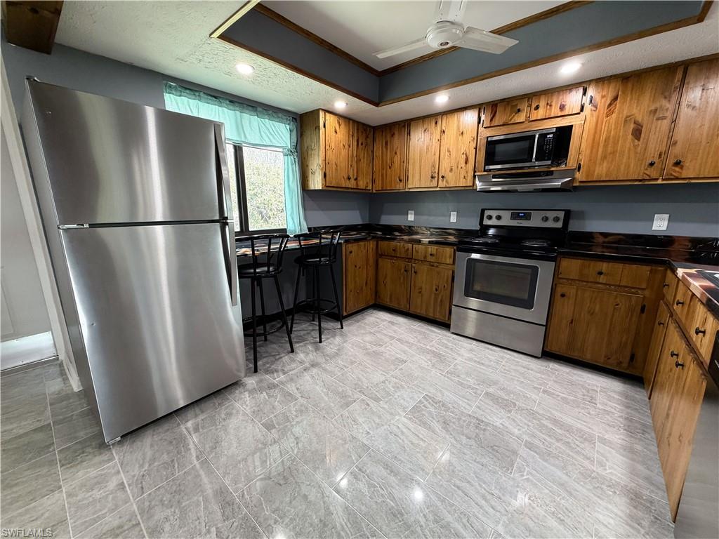 232 Cape Coral Pkwy E 201 Property Photo 9